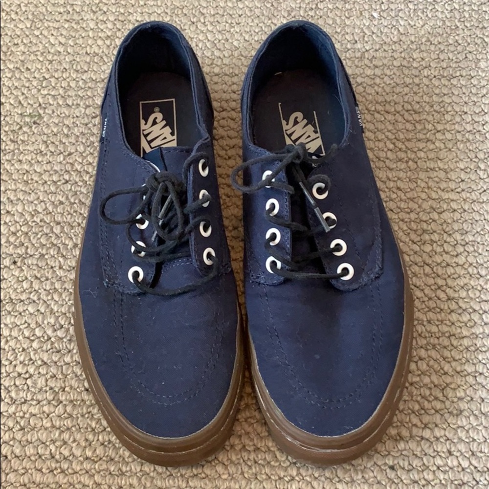 Vans Men’s size 8.5 Good Condition